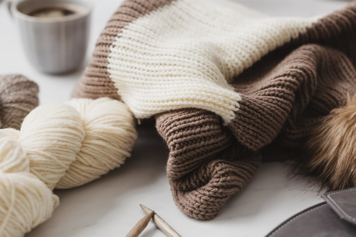 Autumn Flatlay Inspiration: Cozy, Aesthetic Ideas for Your Most Beautiful Fall Photos
